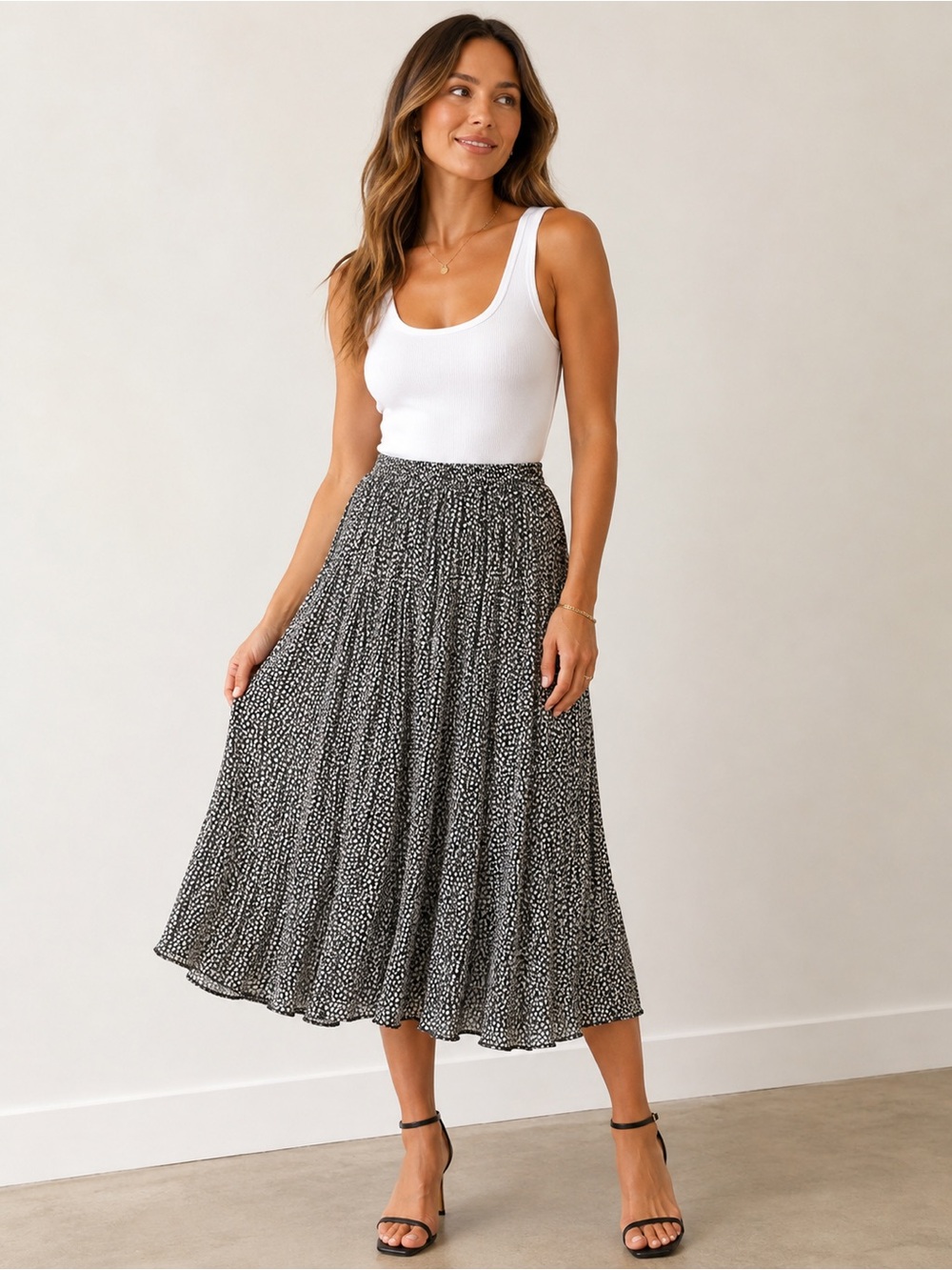 PHILOSOPHY || Black & White Printed Pleated Midi Skirt. Sz. S/P